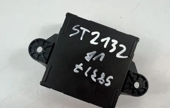 Mercedes-Benz E C207 W207 Other control units/modules A2128208326