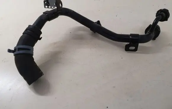 Audi Q5 SQ5 Engine coolant pipe/hose 04L122157BF