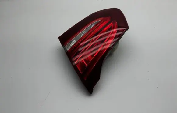 Mercedes-Benz C W205 Tailgate rear/tail lights A2059066000