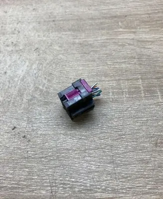 Audi A4 S4 B7 8E 8H Plug wire 8A0972986