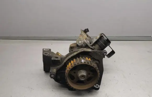 Mazda 3 I Fuel injection high pressure pump 0445010102 9656300380A