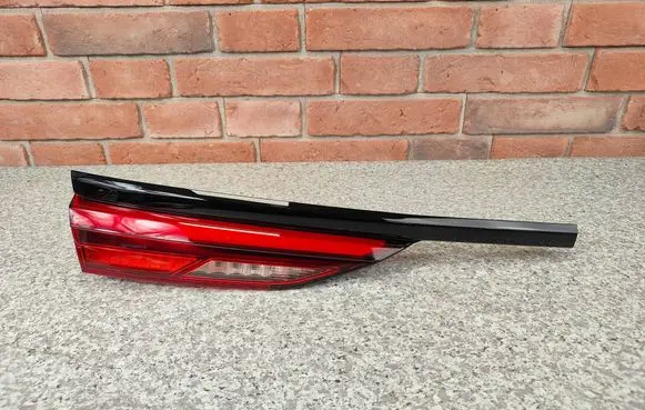 BMW 2 F44 Tailgate rear/tail lights 7465469