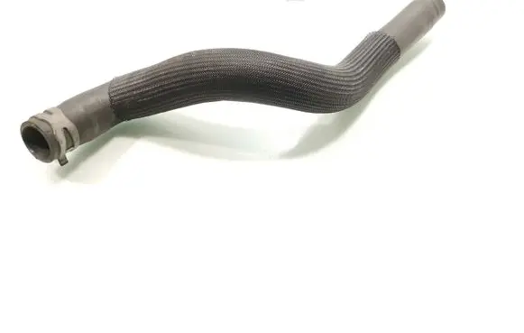 Ford Fusion II Engine coolant pipe/hose DG93-8260-HA