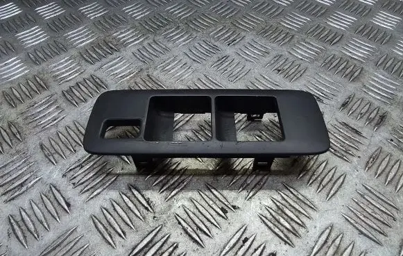 Nissan Qashqai+2 Front door window switch trim 80960JD020