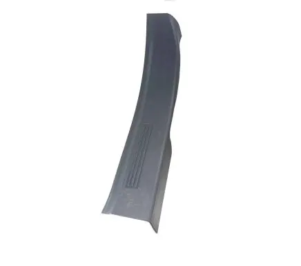 Chevrolet Equinox Rear sill trim cover 84445018 23116200