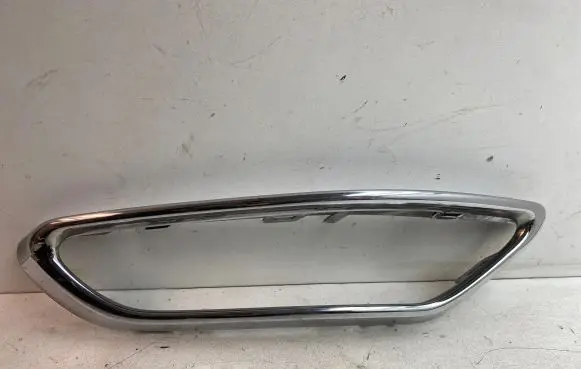 Volkswagen PASSAT B8 Muffler trim 3G0807833