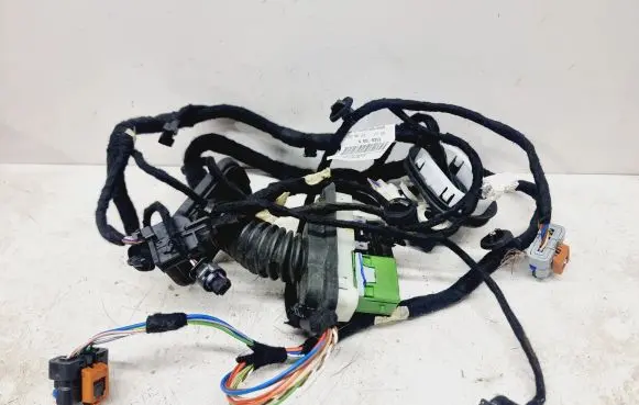 Peugeot 5008 II Front door wiring loom 9837478080