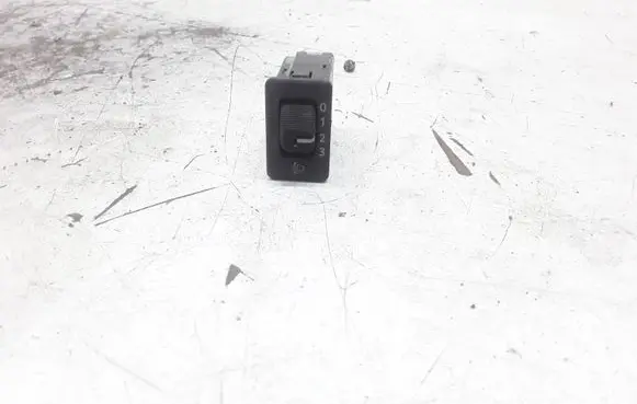 Nissan X-Trail T30 Headlight level height control switch
