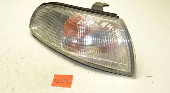 Mazda 626 Front indicator light 21061612
