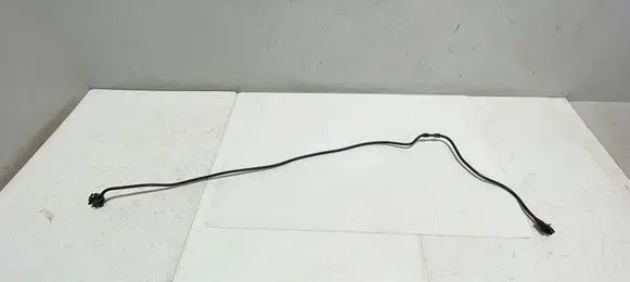 Engine coolant pipe/hose