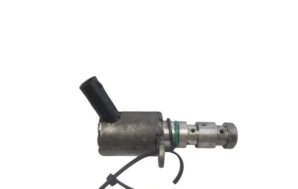 Ford Focus Camshaft vanos timing valve CM5G6C888CA
