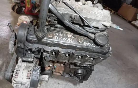 Volkswagen Transporter - Caravelle T4 Engine AAF