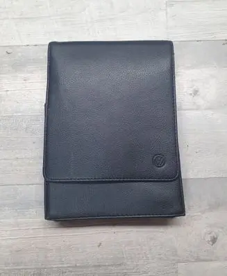 Volkswagen Golf Sportsvan Owners service history hand book 
