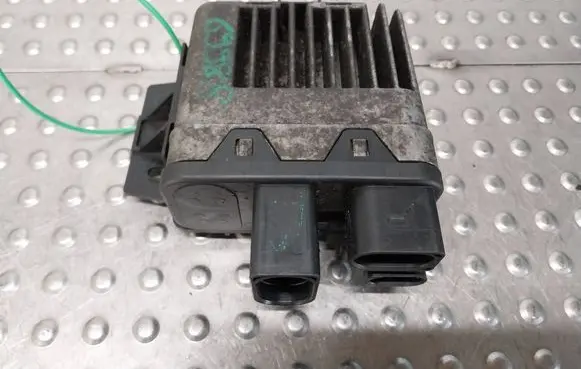 Volkswagen Transporter - Caravelle T5 Coolant fan relay S26383508 7H0959507