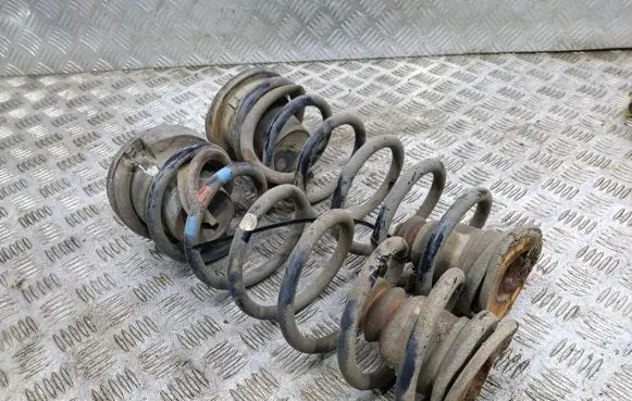 Peugeot 5008 Rear coil spring