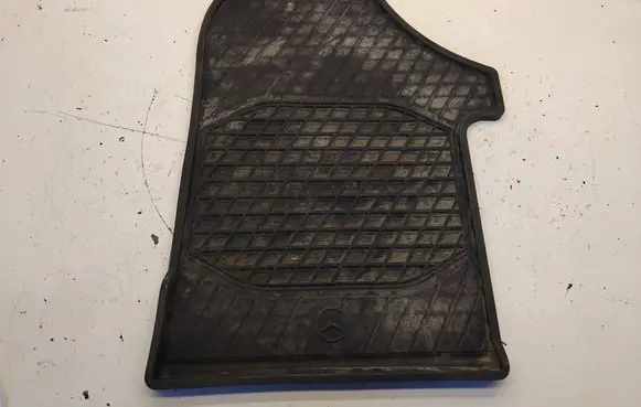 Mercedes-Benz Vito Viano W447 Front floor mat A4476806700