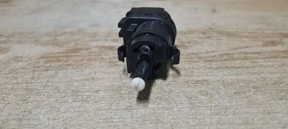 Brake pedal sensor switch