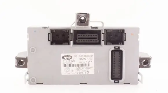 Alfa Romeo 147 Fuse module 51711429 501861080079 8E00001H