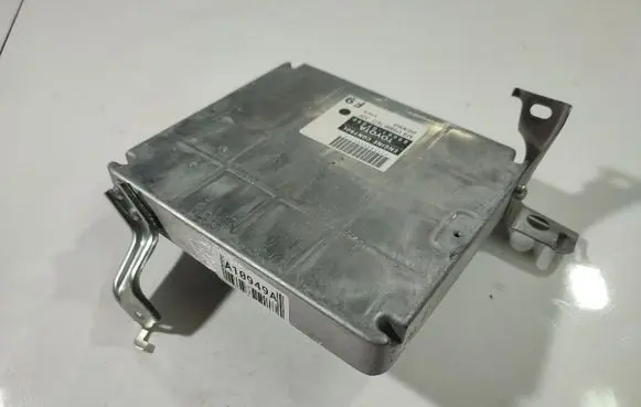 Toyota Corolla Verso AR10 Engine control unit/module 1758007612