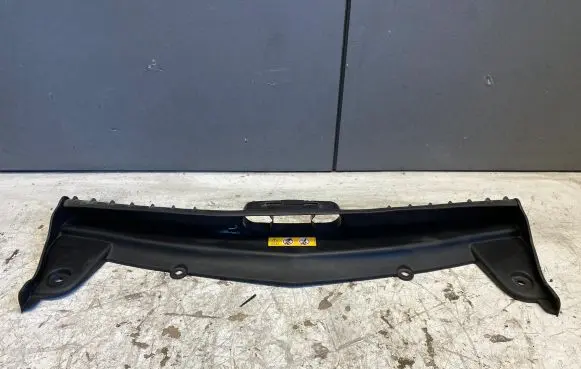 Mercedes-Benz E W213 Air intake duct part A2135001900