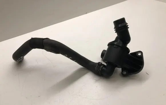 Thermostat/thermostat housing