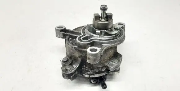Volvo S60 Vacuum pump 31258031