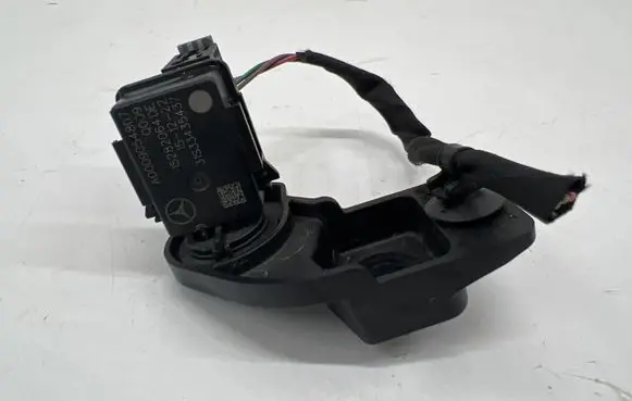 Mercedes-Benz CLA C118 X118 Air quality sensor A0009054807