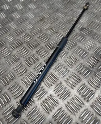 Volkswagen PASSAT B6 Tailgate/trunk strut/damper 3C9827550