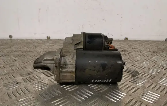 Opel Zafira A Starter motor 001107401
