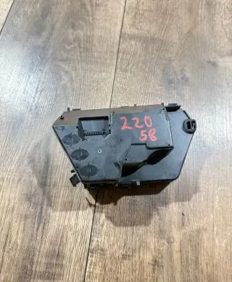 Mercedes-Benz S W220 Door control unit/module 2208215058
