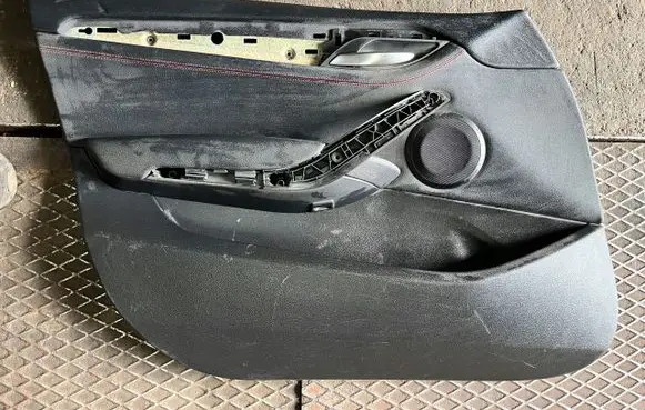 BMW X1 E84 Front door card panel trim braknumeruczci