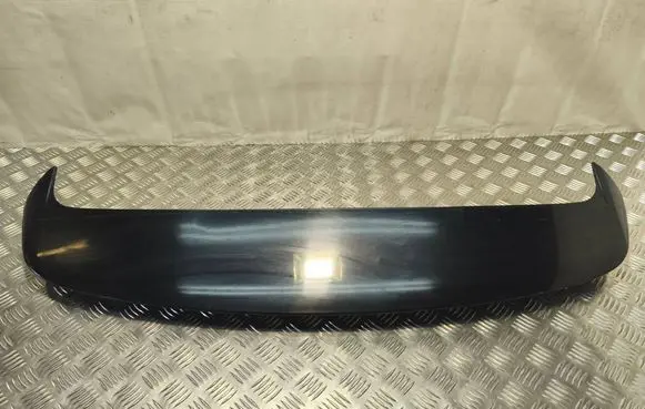 Tailgate/trunk spoiler
