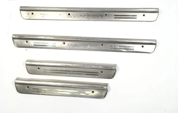 Mitsubishi L200 sill trim set (inner) 