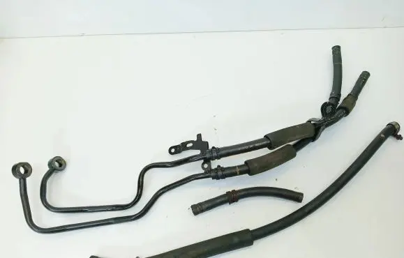 Power steering hose/pipe/line
