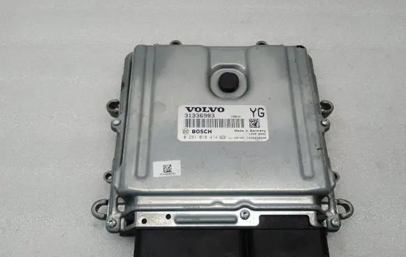 Volvo V40 Engine control unit/module 31336983 1039S50500 0281018414