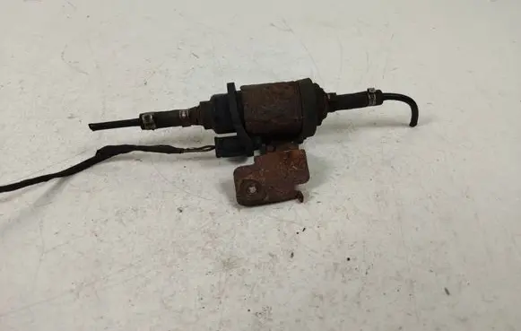 BMW 5 F10 F11 Webasto circulation pump for autonomous heater HF918145803