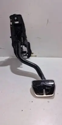 BMW 1 F20 F21 Brake pedal 6874285 10807302