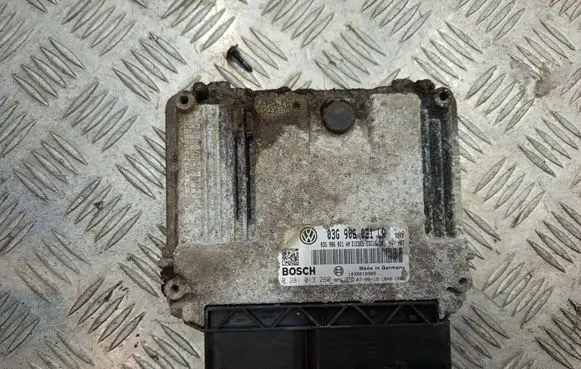 Volkswagen PASSAT B6 Engine control unit/module 03G906021LR 03G906021AN