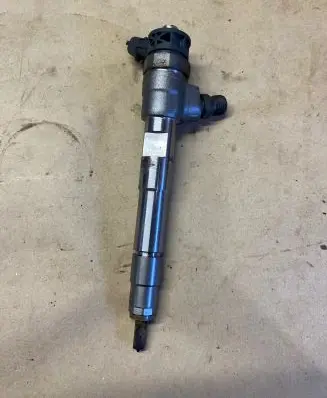 Dacia Duster II Fuel injector 0445876882 0445110800