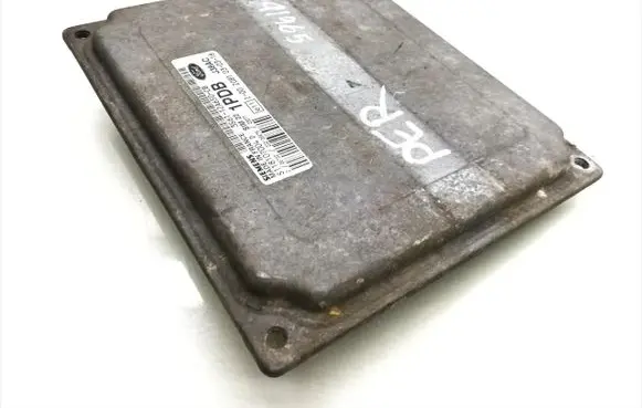 Ford Fiesta Engine control unit/module 3S61-12A650-CB