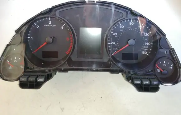 Audi A4 S4 B7 8E 8H Speedometer (instrument cluster) 8H0920951E