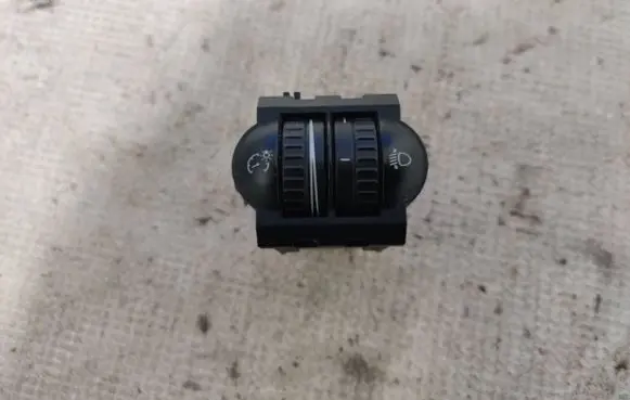 Volkswagen Golf V Headlight level height control switch 1K0941333