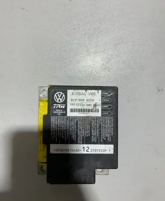 Volkswagen PASSAT B6 Airbag control unit/module 3C0909605M 391125 12H03292522