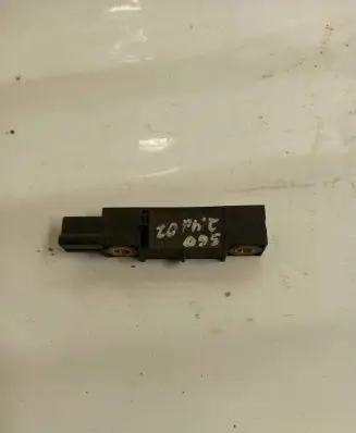 Volvo S60 Airbag deployment crash/impact sensor 8622365 041102 004201