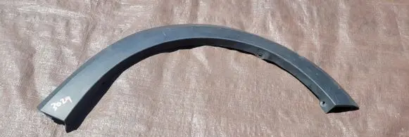 Dacia Sandero Front arch trim 638745337R