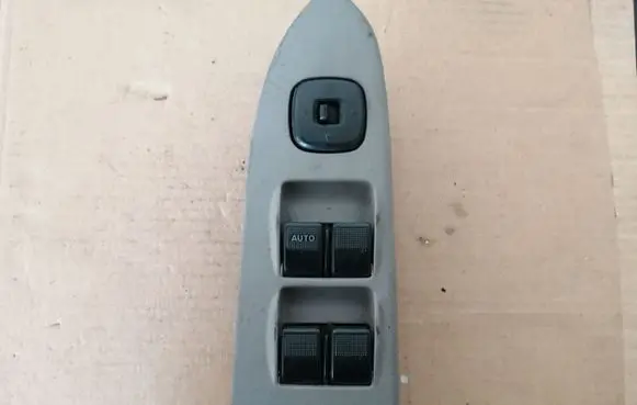 Mazda Premacy Electric window control switch CB0866350A