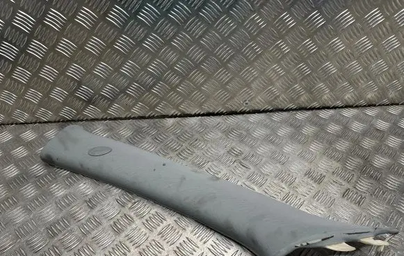 KIA Sorento (A) pillar trim 858102P200