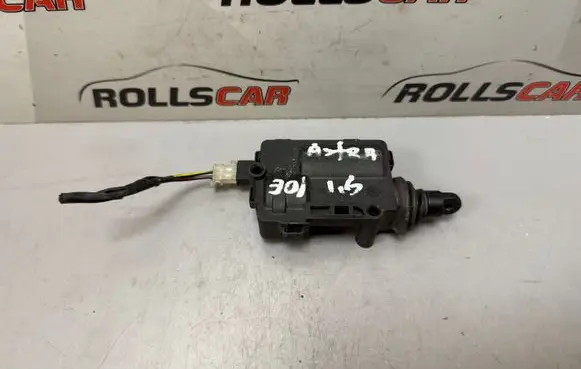 Opel Astra G Central locking motor GM13118786 705472