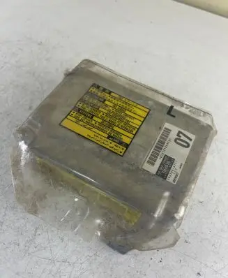 Toyota Land Cruiser (J120) Airbag control unit/module 8917060120 1523006171