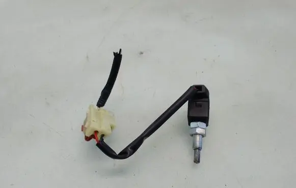 KIA Ceed Clutch pedal sensor 